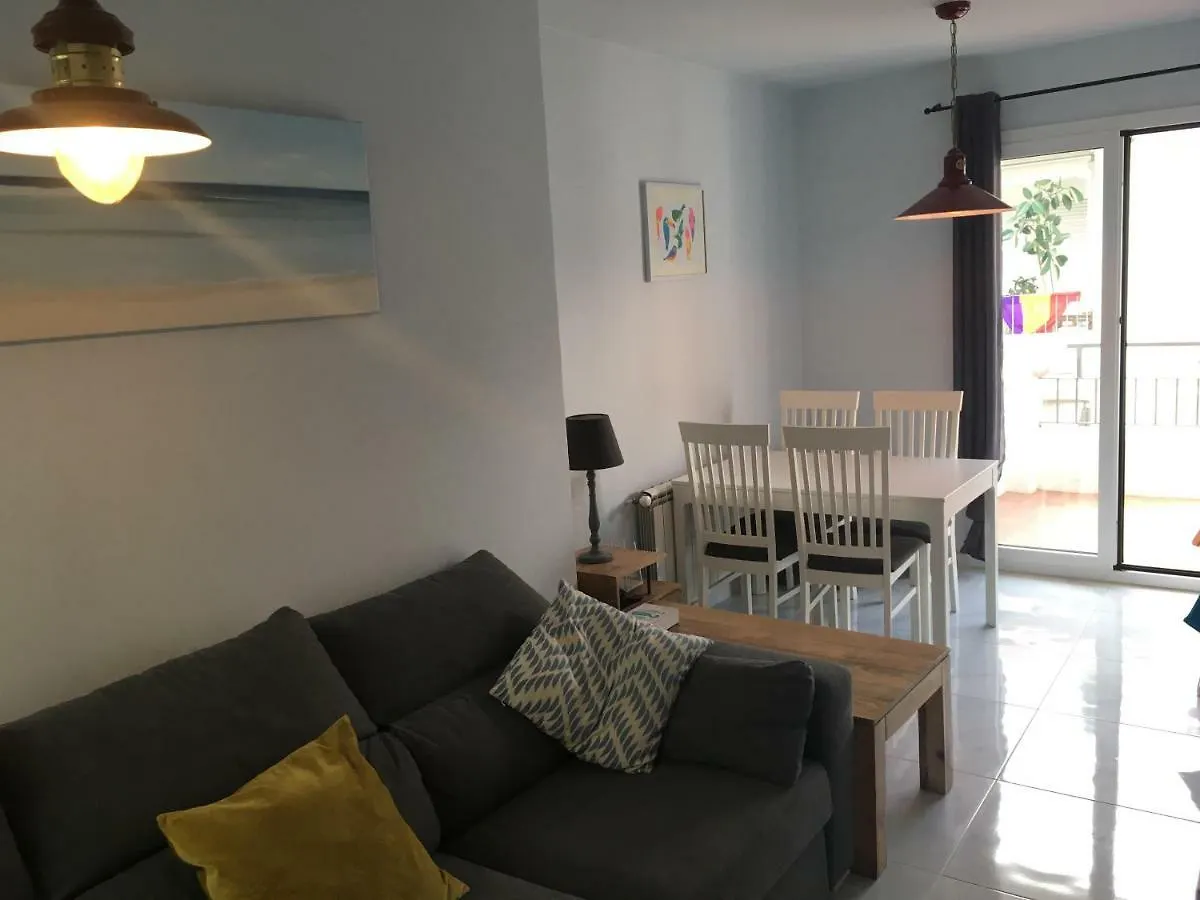 2 Bedroom Apartment In The Old Town, Close To The Beach L'Escala Spain