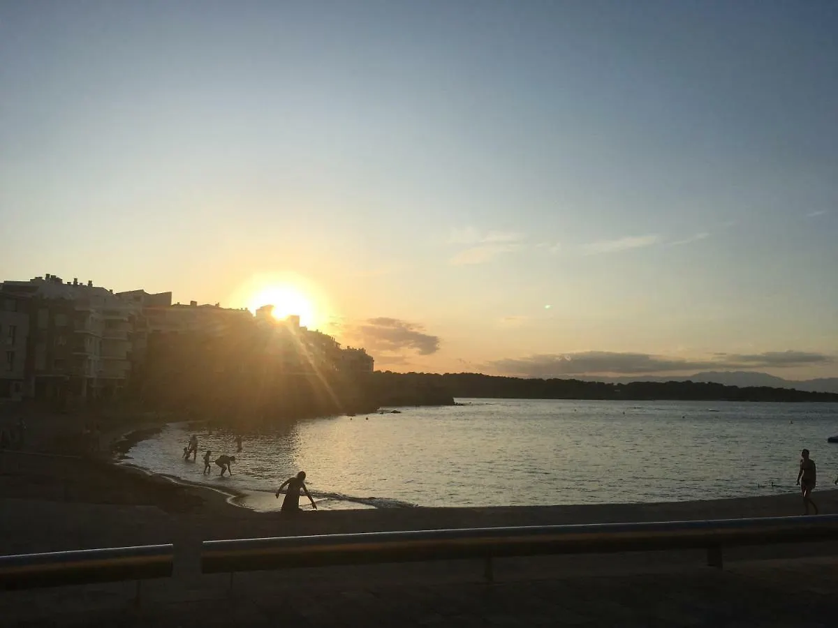 2 Bedroom Apartment In The Old Town, Close To The Beach L'Escala