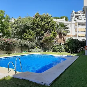 apartamentos-lola-y-manuela-en-primera-lnea-playa.es-andalucia.com/