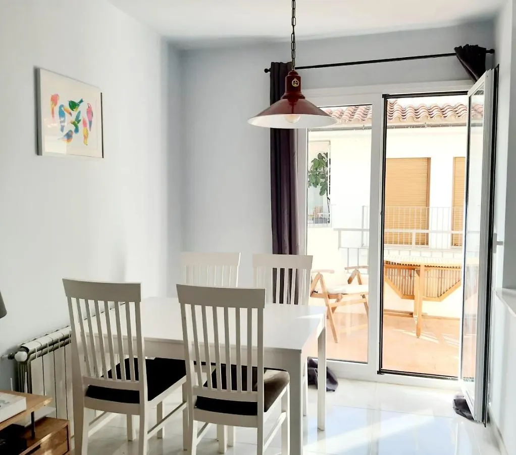 2 Bedroom Apartment In The Old Town, Close To The Beach L'Escala